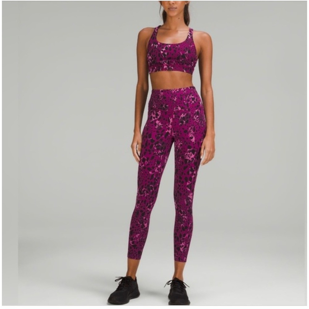Lululemon Athletica Cheetah Camo High Rise Running Tight 25 Inch‎ 6 Align
